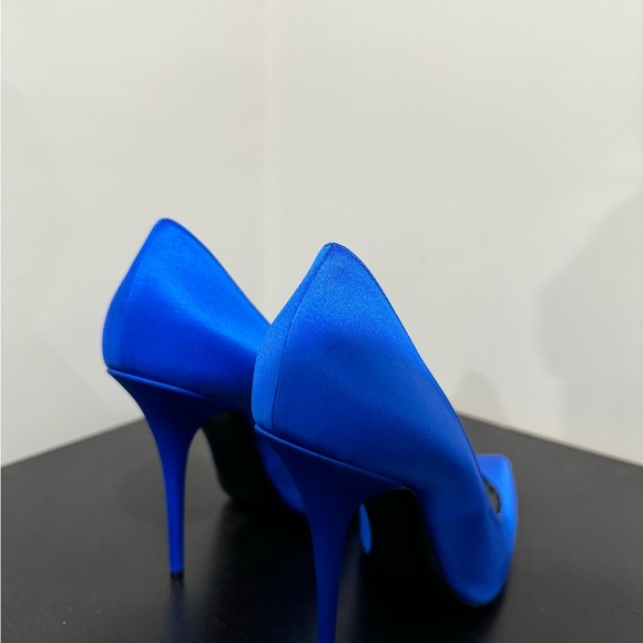 YSL Satin Blue Marylin 110 on pump Saint Laurent Pointed Toe Slip-On Pumps - Picture 3 of 4